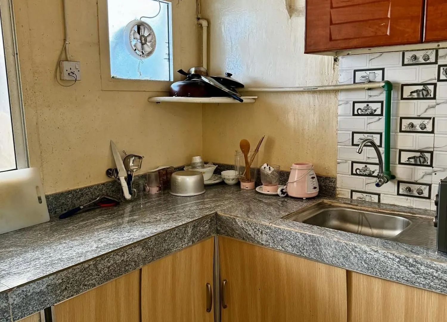 Villa With A Great Atmosphere And Vibrant Community Available For Rent シャルジャ 0*,